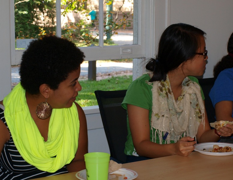 Hannah Kwawu '18 and Darice Xue '16